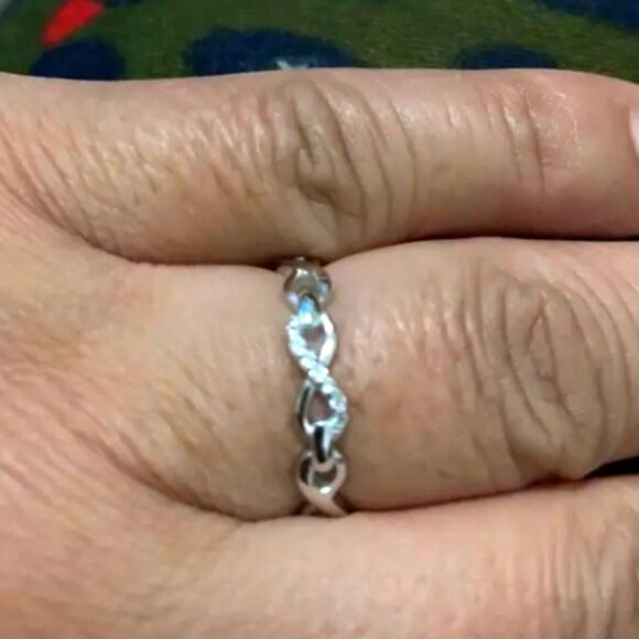 925 sterling silver infinity diamond Promise ring sz 6 main image 3